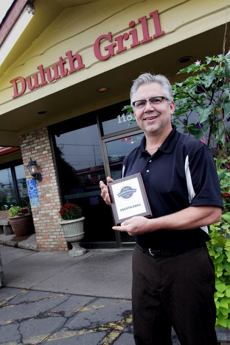 Duluth-Grill-Tom-Hanson-2013