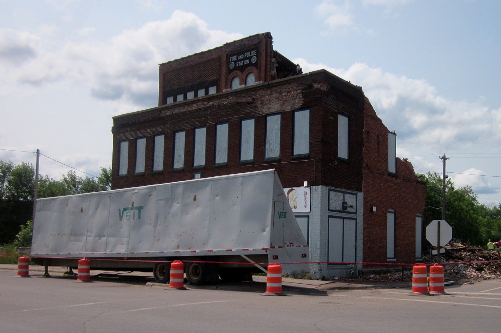 West Duluth Fire and Police Station demolition