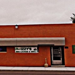 Izzy's Exterior