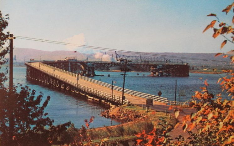 arrowhead-bridge-from-superior