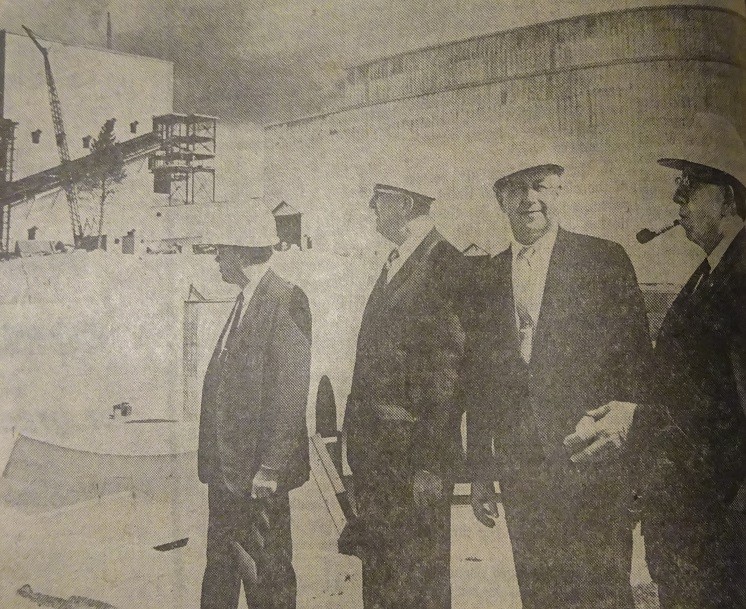 NEMDA Directors Tour Plant