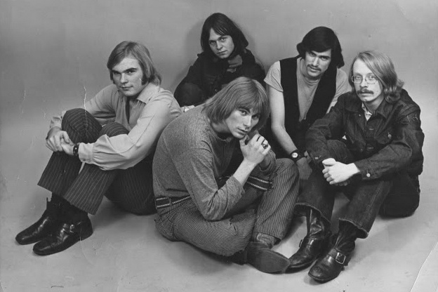 Grassfire band