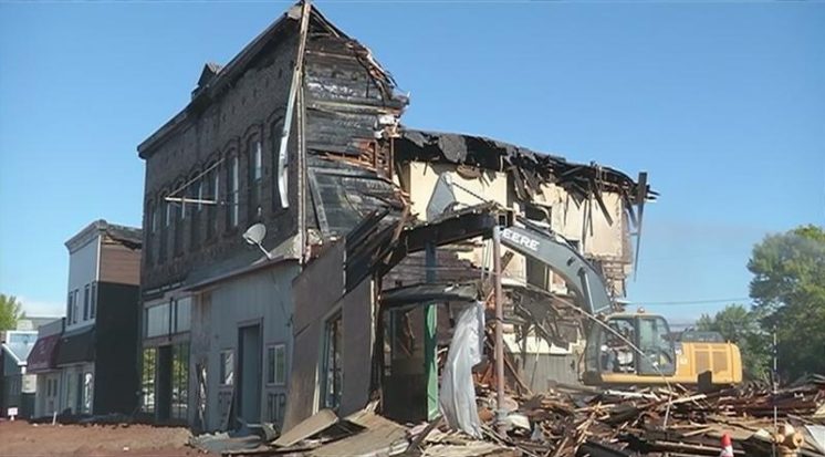 superior-building-demolition-wdio
