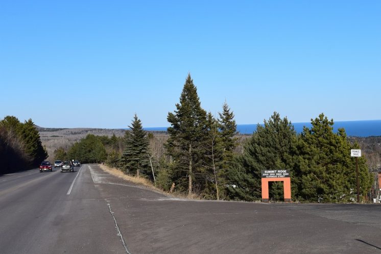 Skyline Parkway at Summit Ridge